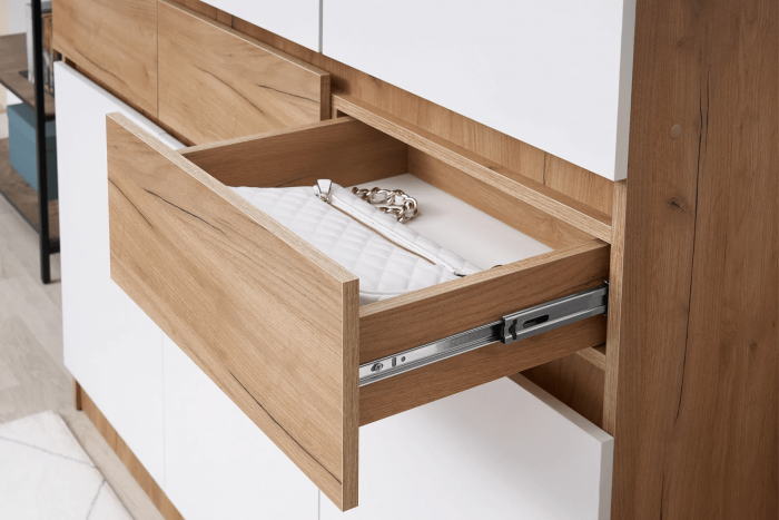 Прихожая Роджина Шкаф 3-х ств (Дуб крафт/Белый глянец)