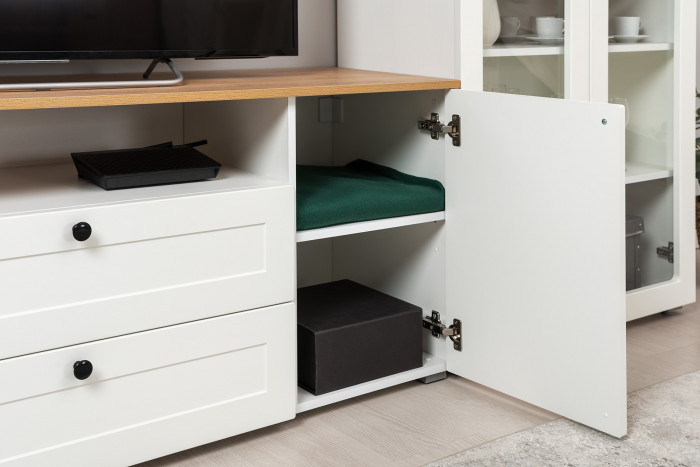 Остин 11.53 Кровать + ортопед + 13.227 Шкаф-пенал + 16.47 Тумба под ТВ, белый шагрень/дуб крафт золотой