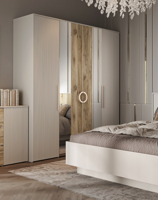 Шкаф для одежды 4-х дверный 