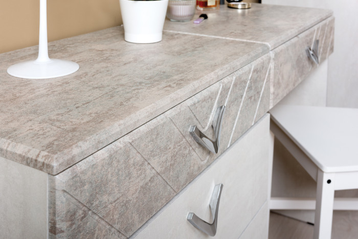 Амели Комод 13.106, цвет шёлковый камень/бетон чикаго беж, ШхГхВ 65х41,3х75 см.