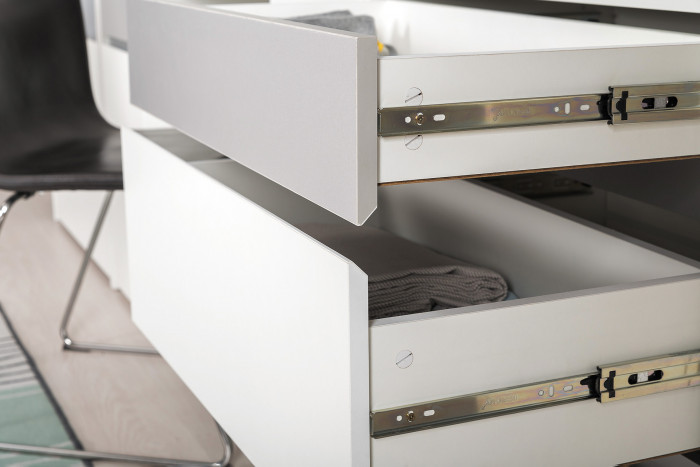 Торонто 11.39 Кровать + 13.321 Комод, цвет белый шагрень/стальной серый, ШхГхВ 274х84,4х75,4 см., сп. м. 800х1900 мм., б/м, основание есть